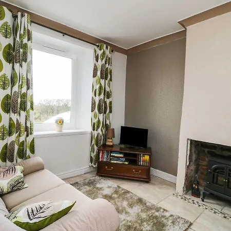 Winterfell Cottage, * Frizington